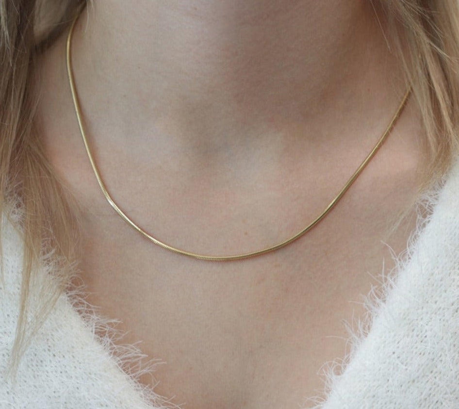 Theia | 14k Gold Charming Necklace