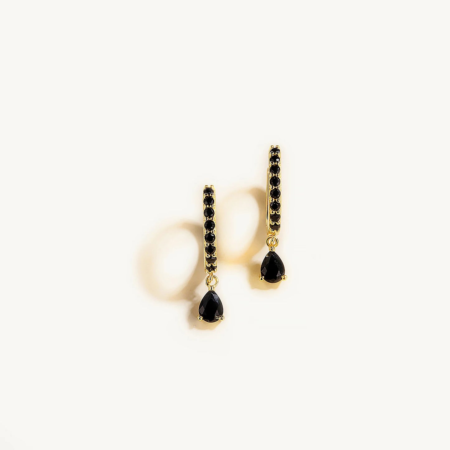 Onyx | 14k Gold Huggies