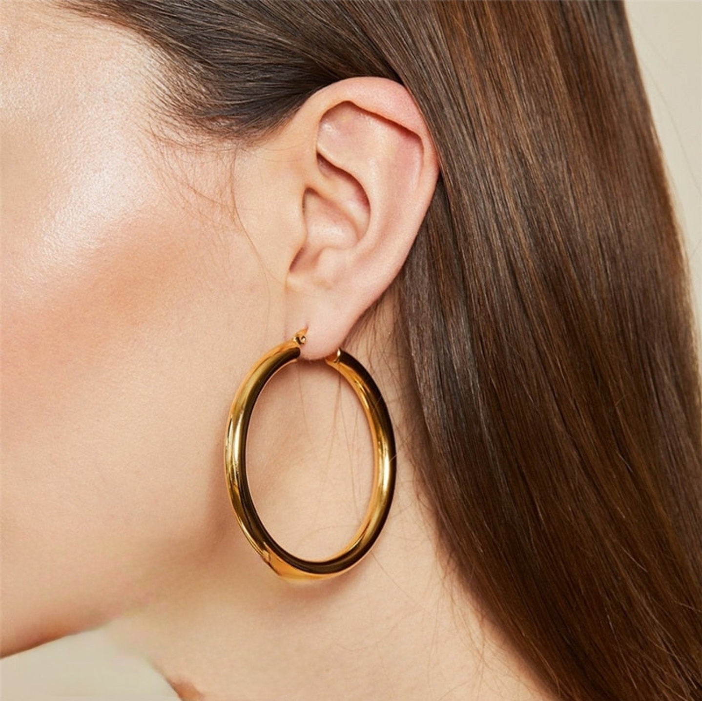 Aurora | 14k Gold Classic Hoop Earrings